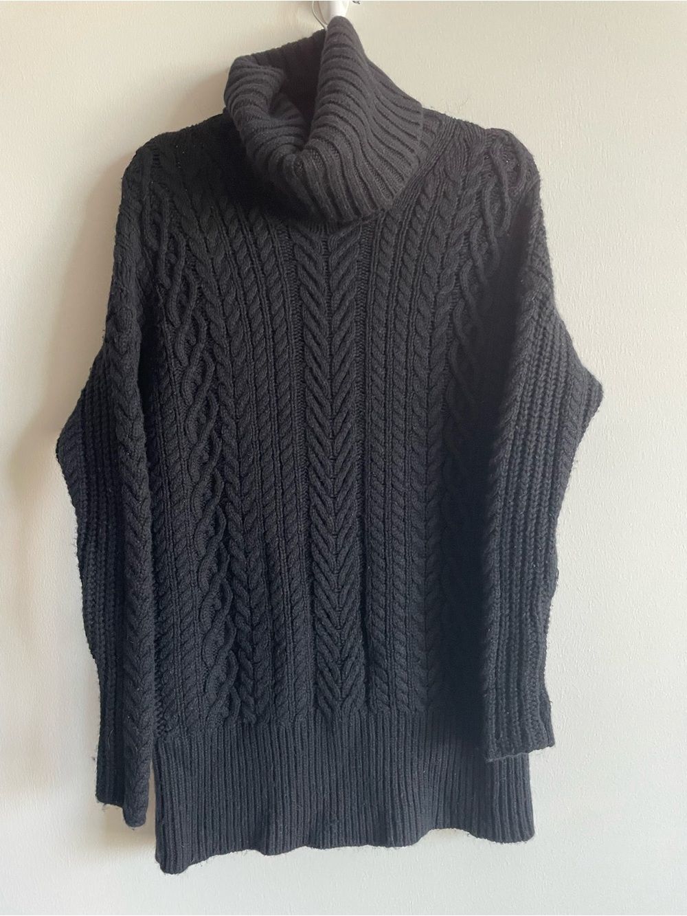 Alice + Olivia turtleneck sweater black chunky tunic length classic minimal XS